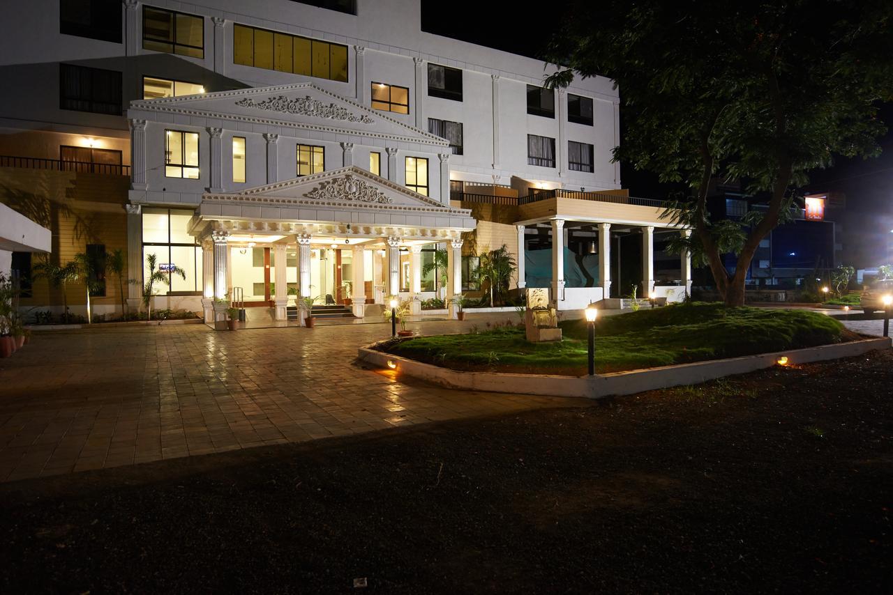 Sanskruti Heritage Resort Shirdi Exterior foto